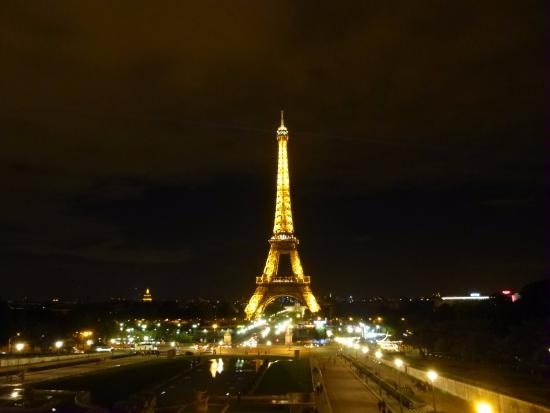 Эйфелева башня фото ночью фото   красивые картинки017
