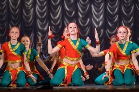 танцы индийские картинки020