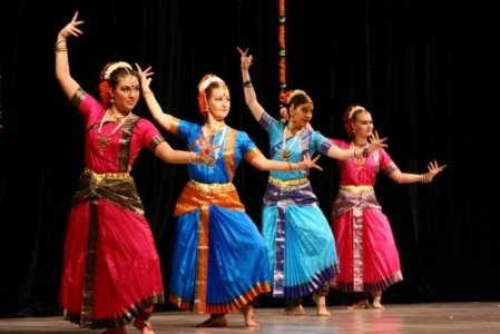 танцы индийские картинки023