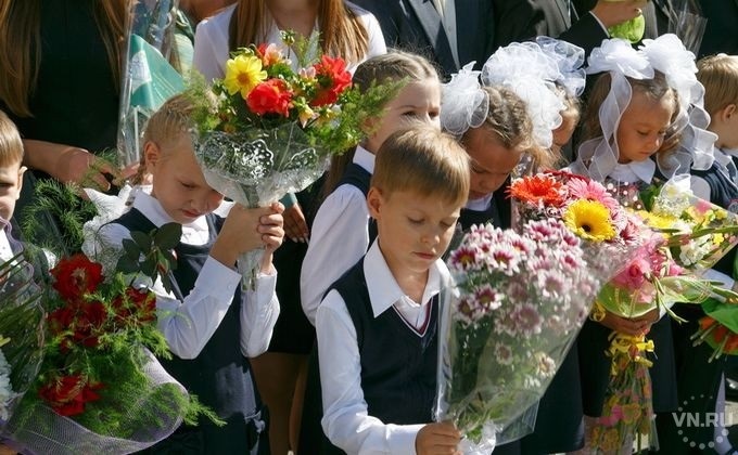 Дети с цветами на 1 сентября фото 013