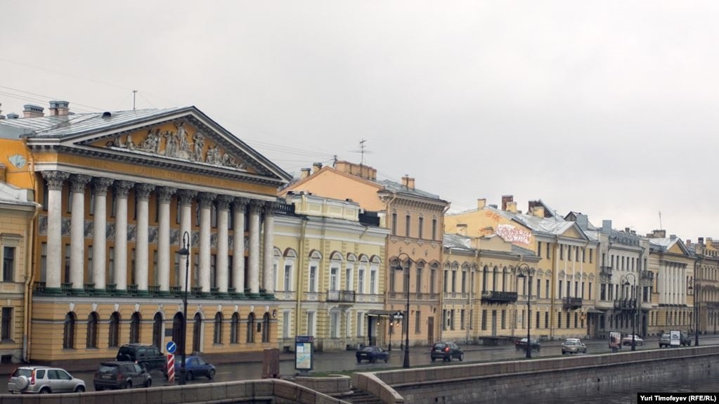 Петербург нужен сайт. Английская набережная 12. Панорама английской набережной. Переименование английской набережной в Санкт Петербурге.