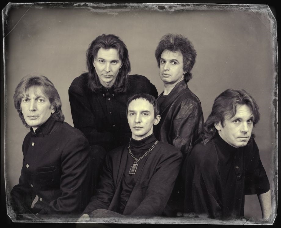 В ленинградском рок клубе дебютировала группа «ДДТ» (1987) 001