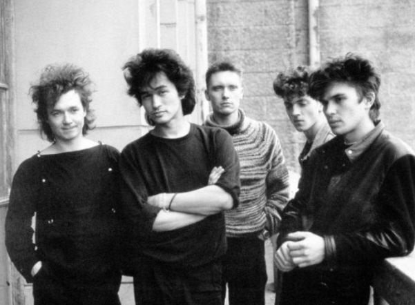 В ленинградском рок клубе дебютировала группа «ДДТ» (1987) 002