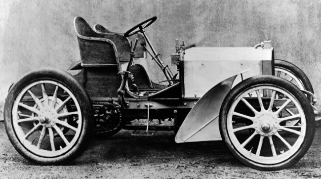 Создан первый автомобиль  Мерседес  (1901) 014