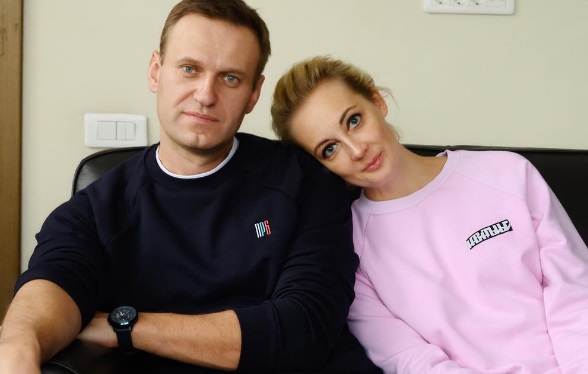 Свежие фото Навального в больнице 12