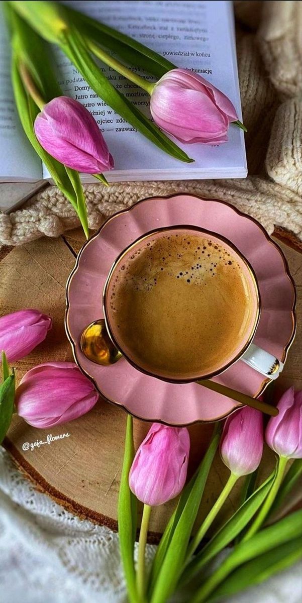 Кофе и цветы утром весны (14)