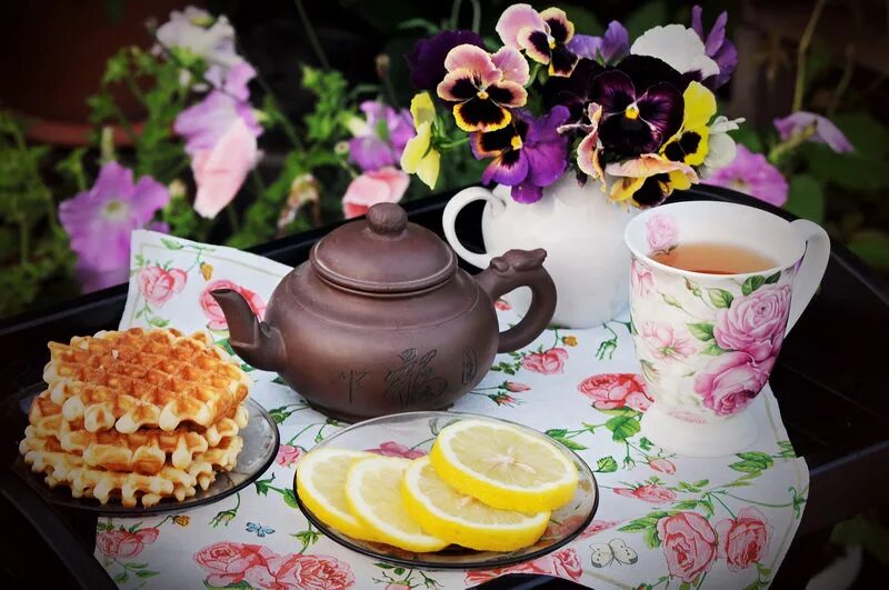 Насладитесь сладким завтраком с ароматным чаем 9